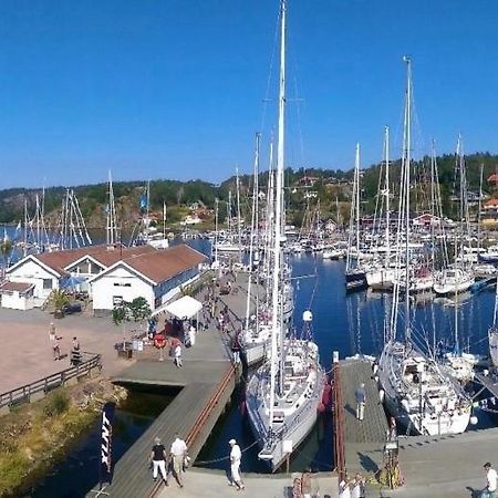 Henans Hostel In The Marina Экстерьер фото