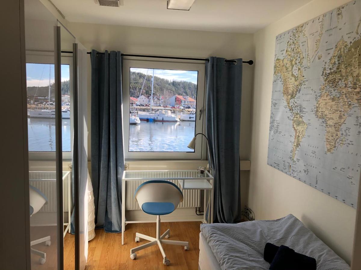 Henans Hostel In The Marina Экстерьер фото