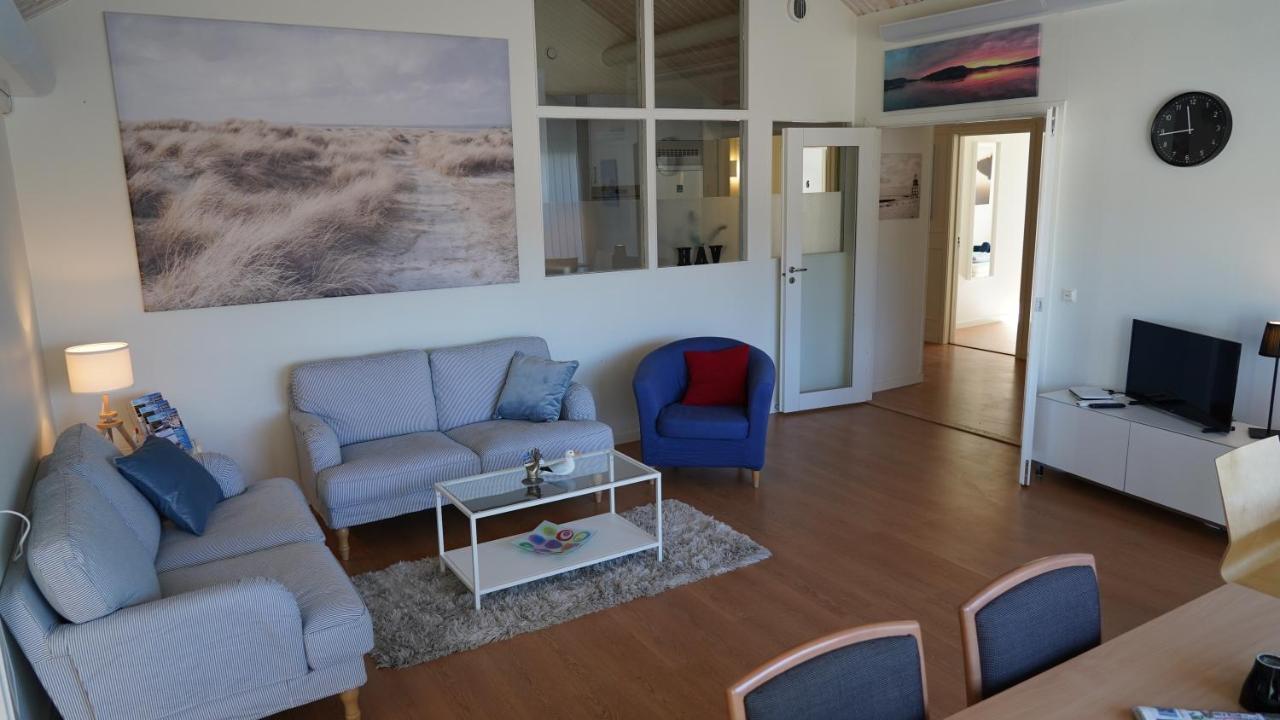 Henans Hostel In The Marina Экстерьер фото